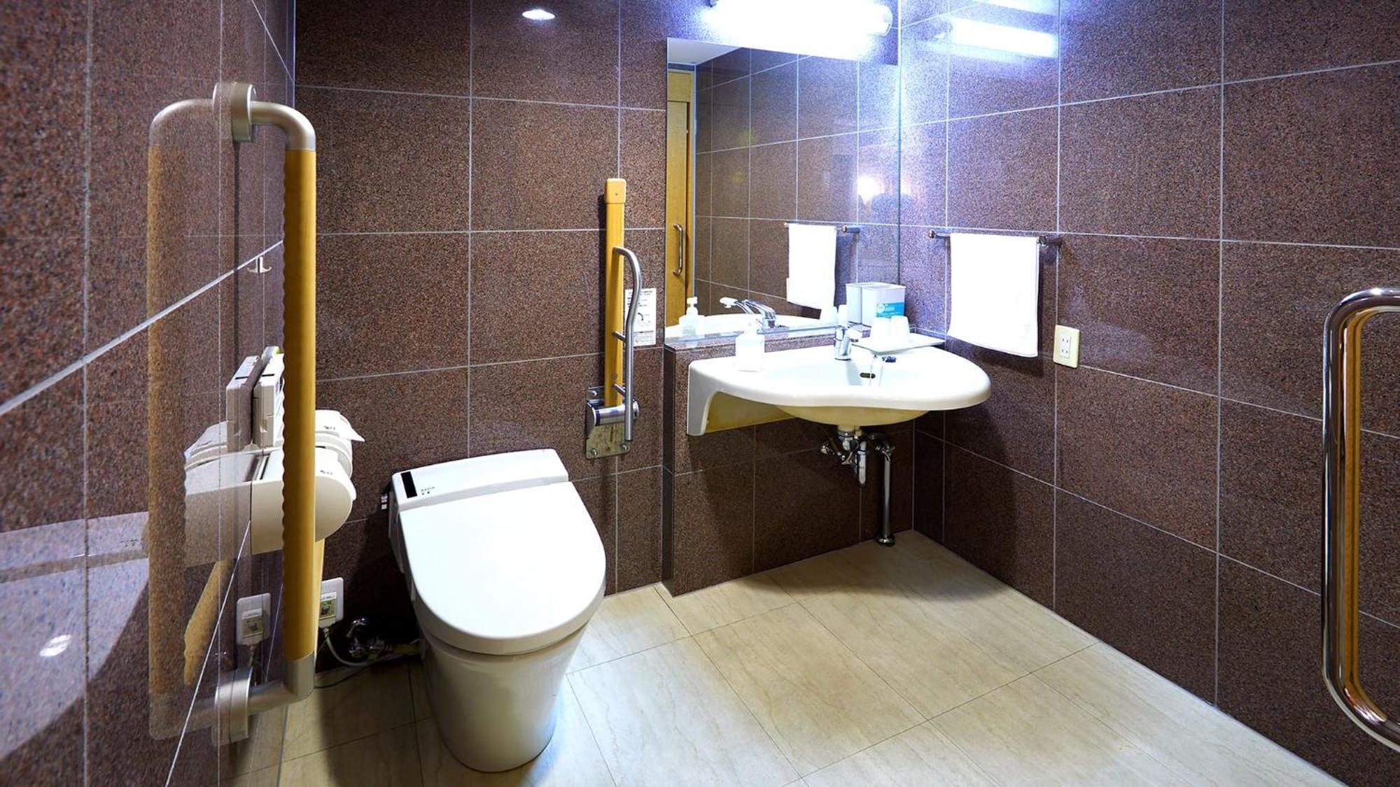 Toyoko Oita Ekimae Ryokan 3*
